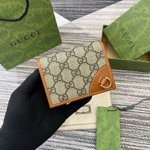 GUCCI グッチ GGエンブレム ミニ ウォレット ベージュ＆ダークブラウン 820692