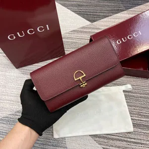 GUCCI グッチ 新作 ソフトビット コンチネンタルウォレット ロッソ アンコーラ 828147