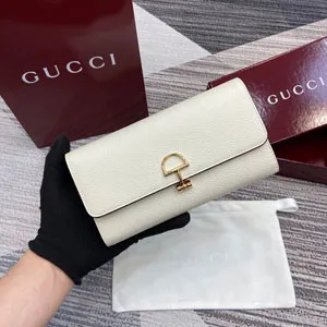 GUCCI グッチ 新作 ソフトビット コンチネンタルウォレット ホワイト 828147