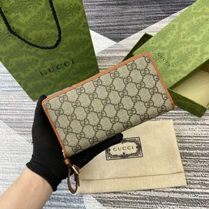 GUCCI グッチ GGエンブレム ジップアラウンドウォレット ベージュ＆ブラウン 819122