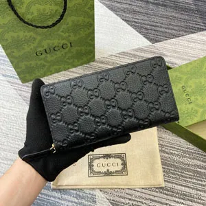 GUCCI グッチ ラウンドファスナー ウォレット ブラック 779786