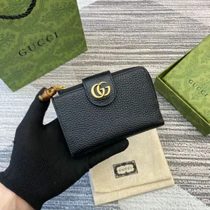 GUCCI 新作 グッチ ダブルG ミディアム ウォレット ブラック 739498