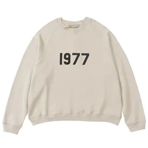 Fear of God Essentials 1977 Crewneck Sweater Beige フィアオブゴッド エッセンシャルズ 1977スウェット ベージュ（Fear of God 146）