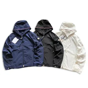 Moncler Logo Zip-Up Food Graphic Jacket モンクレール ロゴ ジップアップ フード グラフィック ジャケット 3色（Moncler 23）