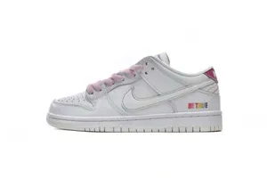 Nike SB Dunk Low 