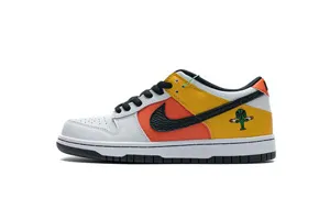 Nike SB Dunk Low Pro Rayguns 