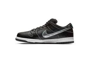 Diamond Supply Co. × Nike SB Dunk Low Pro Black BV1310-001 ダイアモンドサプライ×ナイキSB ダンク ロー プロ ブラック スニーカー（BV1310-001 ）