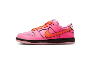 The Powerpuff Girls x Nike SB Dunk Low “Blossom” FD2631-600 ザ パワーパフガールズ x ナイキ SB ダンク ロウ ブロッサム スニーカー（FD2631-600）
