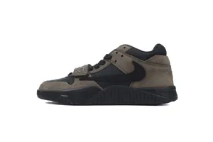 Travis Scott × Nike Jordan Jumpman Jack Black and Dark Mocha FZ8117-204-01 トラヴィススコット × ナイキ ジョーダン ジャンプマンジャック ブラック アンド ダークモカ スニーカー（FZ8117-204-01）