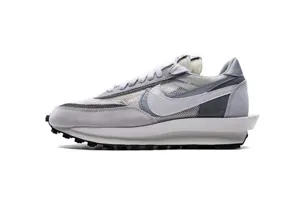 Sacai x Nike LDWaffle Grey BV0073100 サカイ x ナイキ LDワッフルグレー スニーカー（BV0073100）