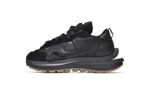 Sacai x Nike VaporWaffle Black and Gum DD1875-001 サカイ x ナイキ ヴェイパーワッフル ブラック アンド ガム スニーカー（DD1875-001）
