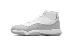 Nike Air Jordan 11 Retro White Metallic Silve AR0715-100 ナイキ エア ジョーダン11 レトロ ホワイト メタリック シルバー スニーカー（AR0715-100）