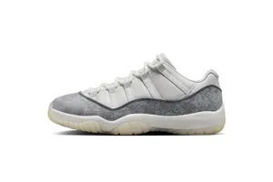 Nike Air Jordan 11 Retro Low Year of the Snake ナイキ エアジョーダン11 レトロ ロー イヤーオブザスネーク スニーカー（HQ7000-001）