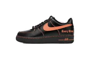 VLONE x Nike Air Force 1 Low AA5360-001 ヴィーロン x エアフォース1 ロウ ブラック スニーカー（AA5360-001）