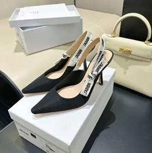 ディオール DIOR J’Adior スリングバックパンプス ブラック（KDC201TFL_S900）