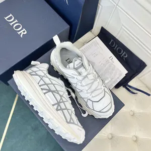 ディオール DIOR  B31 ランナー スニーカー ホワイト（3SN297ZUV_H060）