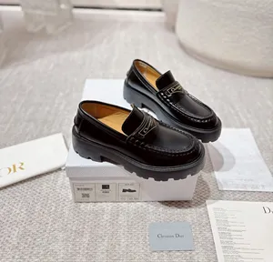 ディオール Dior Boy プラットフォーム ローファー ブラック（KDB862ACA_S900）