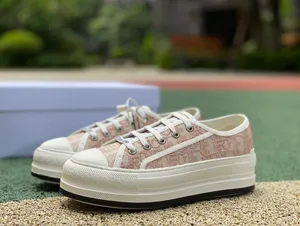 ディオール DIOR Walk‘n’Dior プラットフォームスニーカー ヌードカラー（KCK385OBE_S21U）