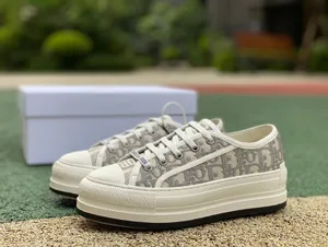 ディオール DIOR Walk‘n’Dior プラットフォームスニーカー ストーングレー（KCK385OBE_S33G）