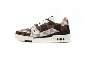 Louis Vuitton Demier Trainer Brown ルイヴィトン ダミエ トレーナー ブラウン（Louis Vuitton 49）