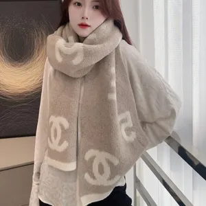 シャネル CCロゴ カシミア マフラー ベージュ＆ホワイト（AA7766 B06531 NE804）