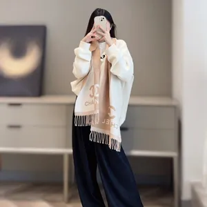 シャネル カシミヤ スカーフ バイカラー ベージュ&ホワイト（AAA255 B17089 NZ301）
