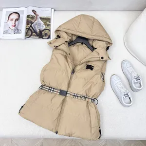 バーバリー レディース ベージュ ヴィンテージチェック スプライシング ダブルサイド ノースリーブ ダウンジャケット（Burberry50）