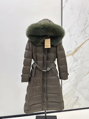 バーバリー 2025年秋冬新作 レディース グリーンファーカラー フード付き ロングダウンジャケット（Burberry6）