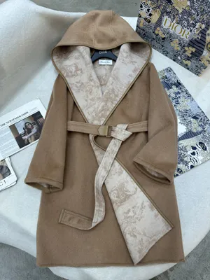 ディオール「トワル?ド?ジュイ」プリント ウィメンズ ライトブラウン ロング ベルト付き スリムフィット カシミアコート（Dior0048）