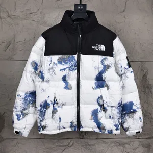 ザノースフェイス x KAWS 1996 レトロ ヌプシ クラシック ダウンジャケット アースプリント（NF0A7WYQ）