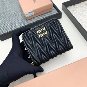 ミュウミュウ マテラッセレザー 財布 ブラック（5ML522_2FPP_F0002）