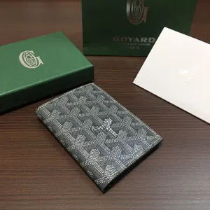ゴヤール サンピエール グレー カーフスキン 二つ折りカード ホルダー（STPIE2PMLTY51CL51P）