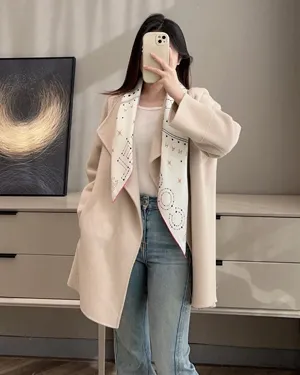 シャネル「ゾディアック サイン」ピンクホワイト シルクスカーフ 90x90cm（Chanel0020）