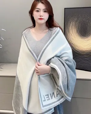 シャネル「CCロゴ」グレー/ホワイト カラーブロック ラージ カシミア ショール 190 x 70cm（Chanel0098）