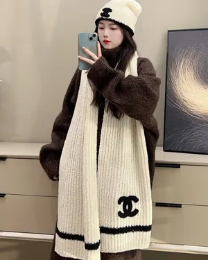 シャネル「テディベア」ホワイト ニット カシミアマフラー/ビーニーセット 190 x 30cm（Chanel0106）