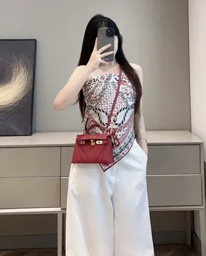 ルイヴィトン「プラスドゥラサマーガーデン 90」ローズピンク シルクスカーフ 90×90cm（M96328）