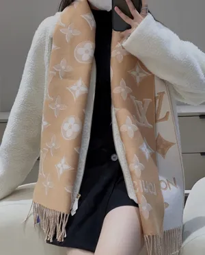 ルイヴィトン「LV エッセンシャルシャイン」ブラウン/ベージュ 両面ウールマフラー 34×186cm（M78160）